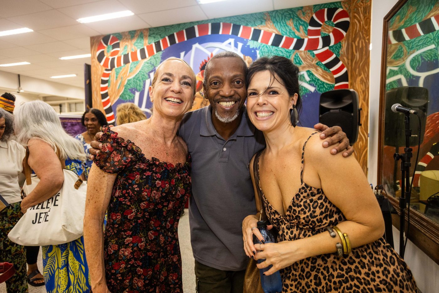 Daniela Stasi, Neném Menezes e Helena Magon