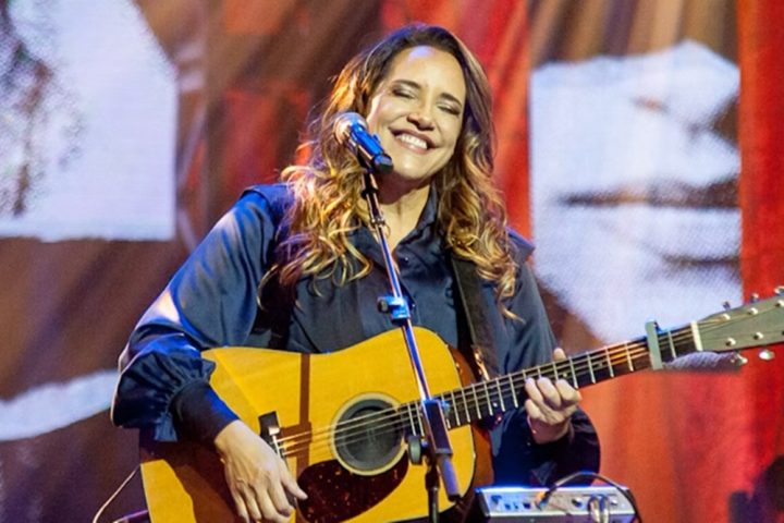 Ana Carolina anuncia show na Concha Acústica, em Salvador