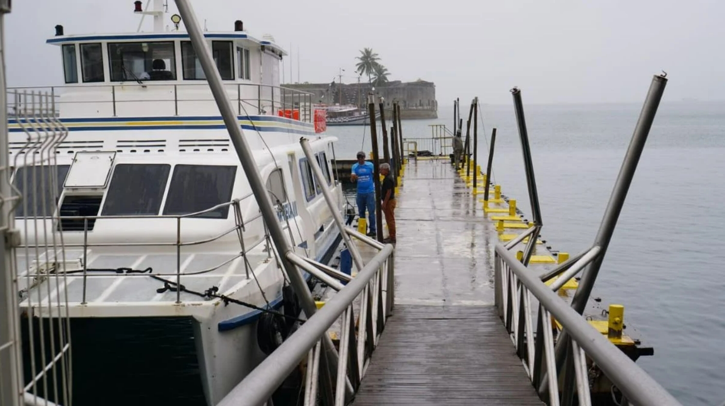 Travessia Salvador-Mar Grande permanece suspensa pelo terceiro dia