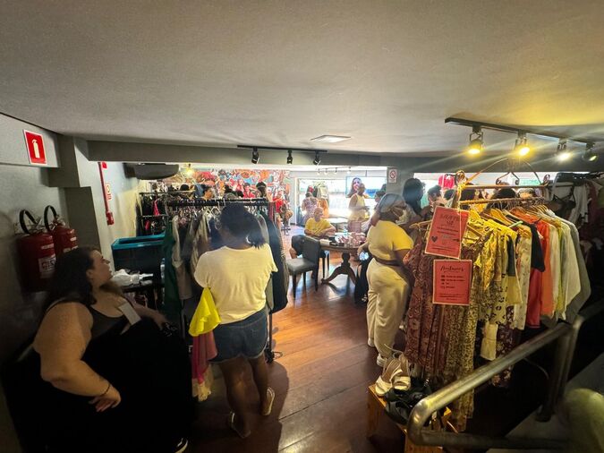 Bazar plus size com peças a partir de R$ 20 é realizado em Salvador