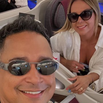 Carla Perez e Xanddy ostentam em viagem de R$ 41 mil em avião luxuoso; veja fotos