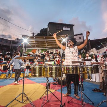 Carlinhos Brown anuncia participações especiais do show de reabertura do Candyall Guetho Square