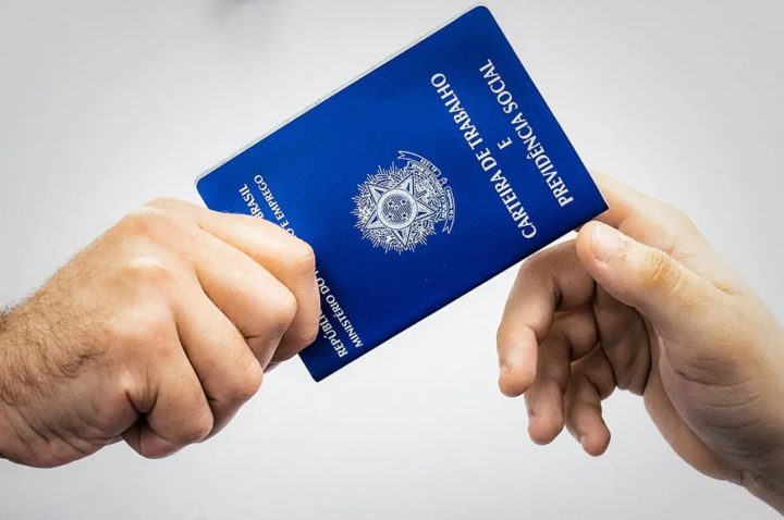 Bahia criou 84.726 novas vagas de trabalho em 2024