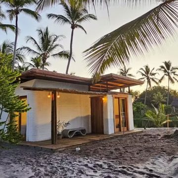 Casa feita em impressora 3D e avaliada em R$190 mil é instalada em cidade na Bahia; veja fotos