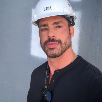 Cauã Reymond visita obra de edifício residencial em Salvador: “Orgulho ver esse projeto ganhando corpo”