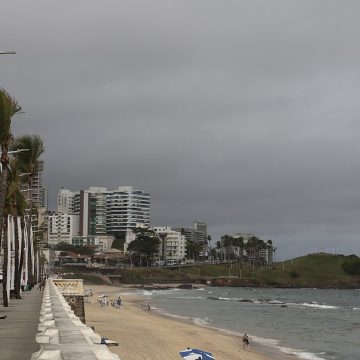 Em seis horas, bairros de Salvador acumulam mais de 60 mm de chuva