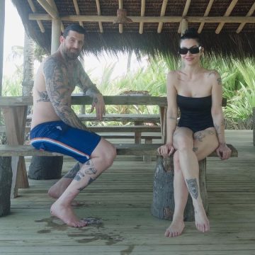 Cleo Pires e Leandro D´Lucca visitam destino turístico no sul da Bahia; veja fotos