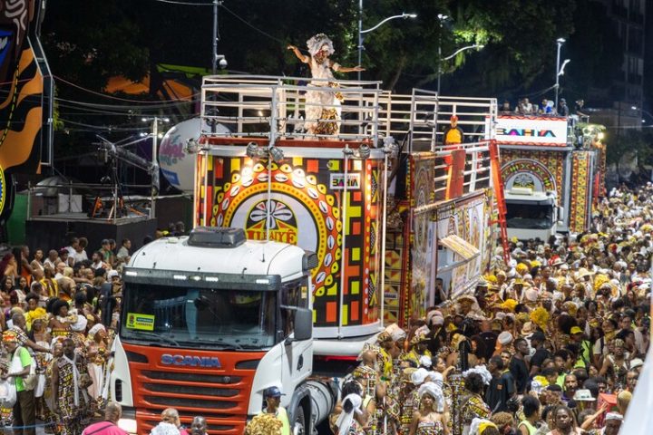 Primeiro bloco afro do Brasil, Ilê Aiyê anuncia tema especial para desfilar no Carnaval 2025