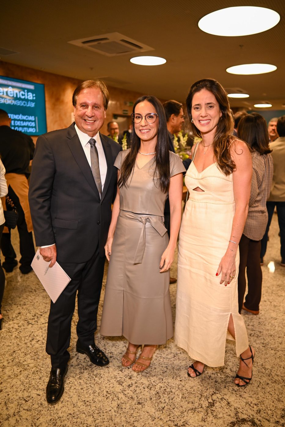 Jadelson Andrade, Marianna Andrade e Tais Sarmento