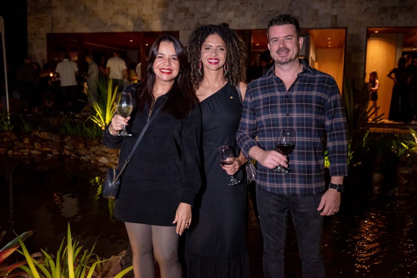 Renata Bastos, Marianne Gomes e Joaquim Lapa