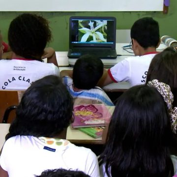 Lei antirracista: metade das escolas ainda não cumpre normas