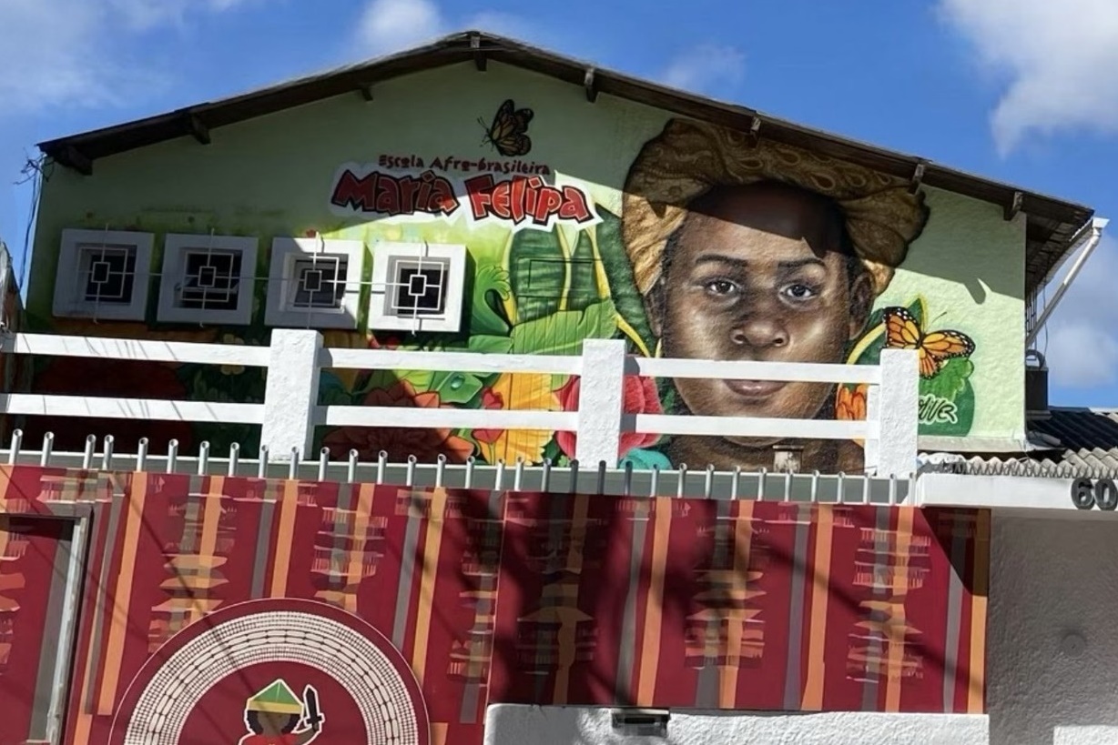 Escola afro-brasileira de Salvador oferece bolsas para crianças negras e indígenas