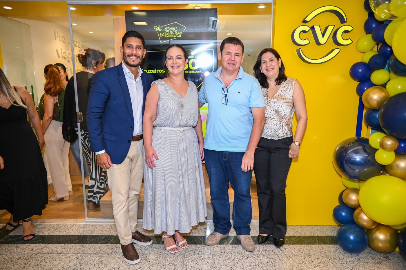 Lucas Esteves, Marta Lobo, Ari Domingos e Alessandra Lopes