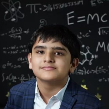 Conheça o estudante de 10 anos que superou QI de Albert Einstein e Stephen Hawking