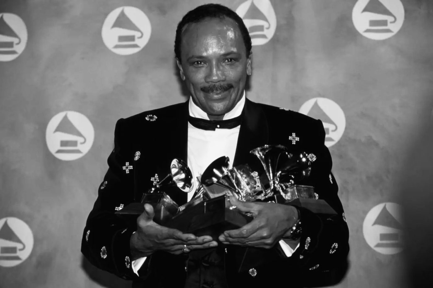 Morre Quincy Jones, inigualável produtor musical de Michael Jackson e Frank Sinatra