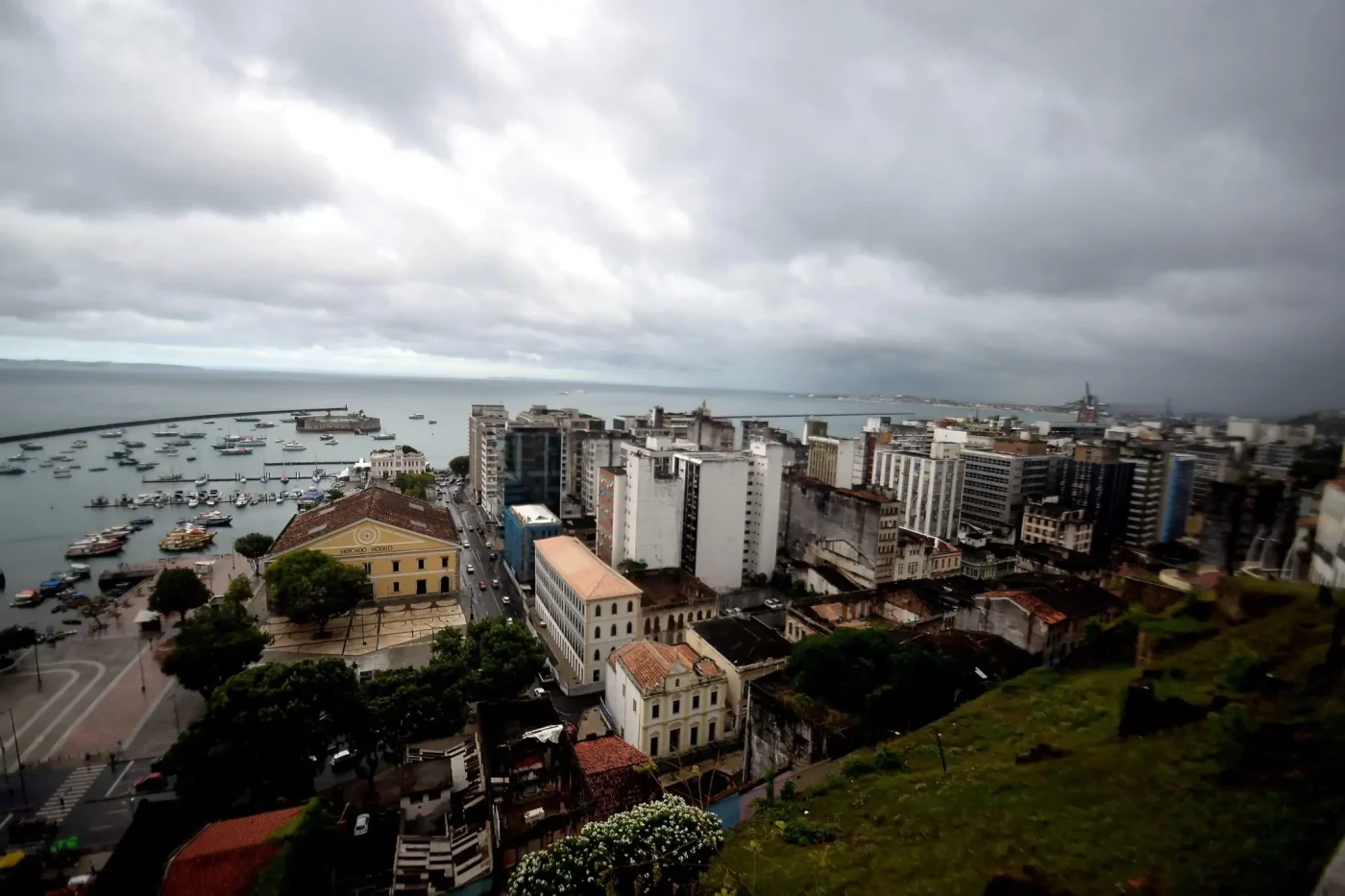 Salvador tem previsão de chuva forte no final de semana; confira