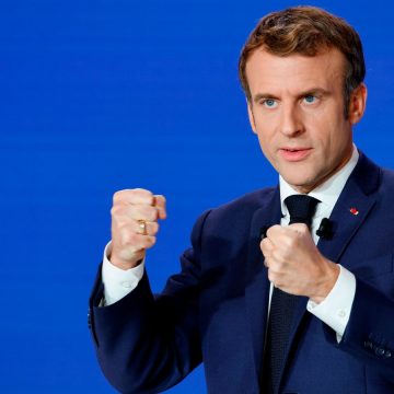 Presidente da França, Macron afirma que croissant não pode ter recheio