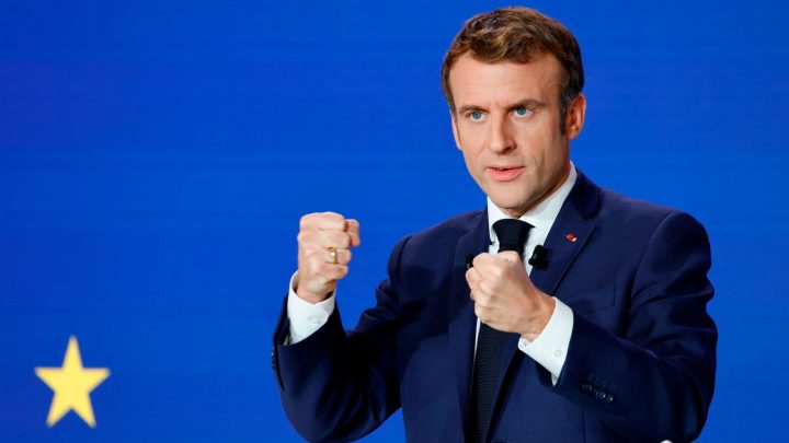 Presidente da França, Macron afirma que croissant não pode ter recheio