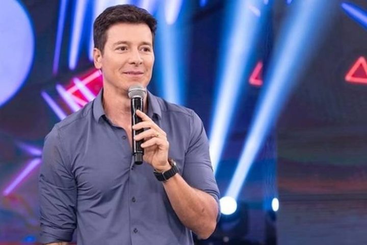 Rodrigo Faro ganha homenagem de Vera Viel em último dia de gravação na Record: “Grande sonho”