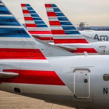 American Airlines suspende todos os voos nos EUA após pane técnica