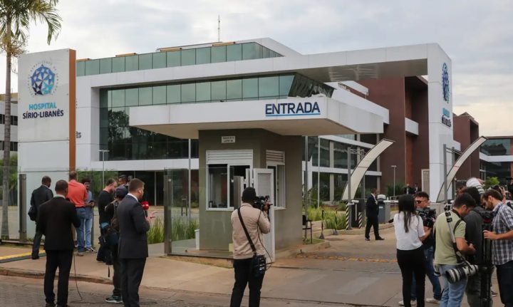 Com hemorragia intracraniana, Lula passa por cirurgia em São Paulo