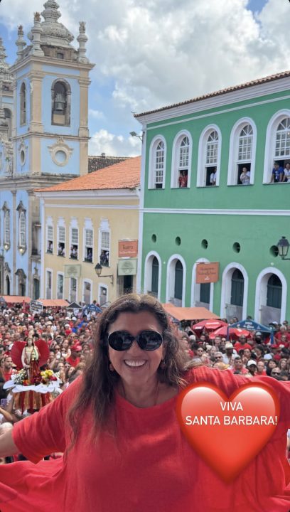 Regina Casé participa dos festejos de Santa Bárbara, em Salvador – Foto: Reprodução/Instagram