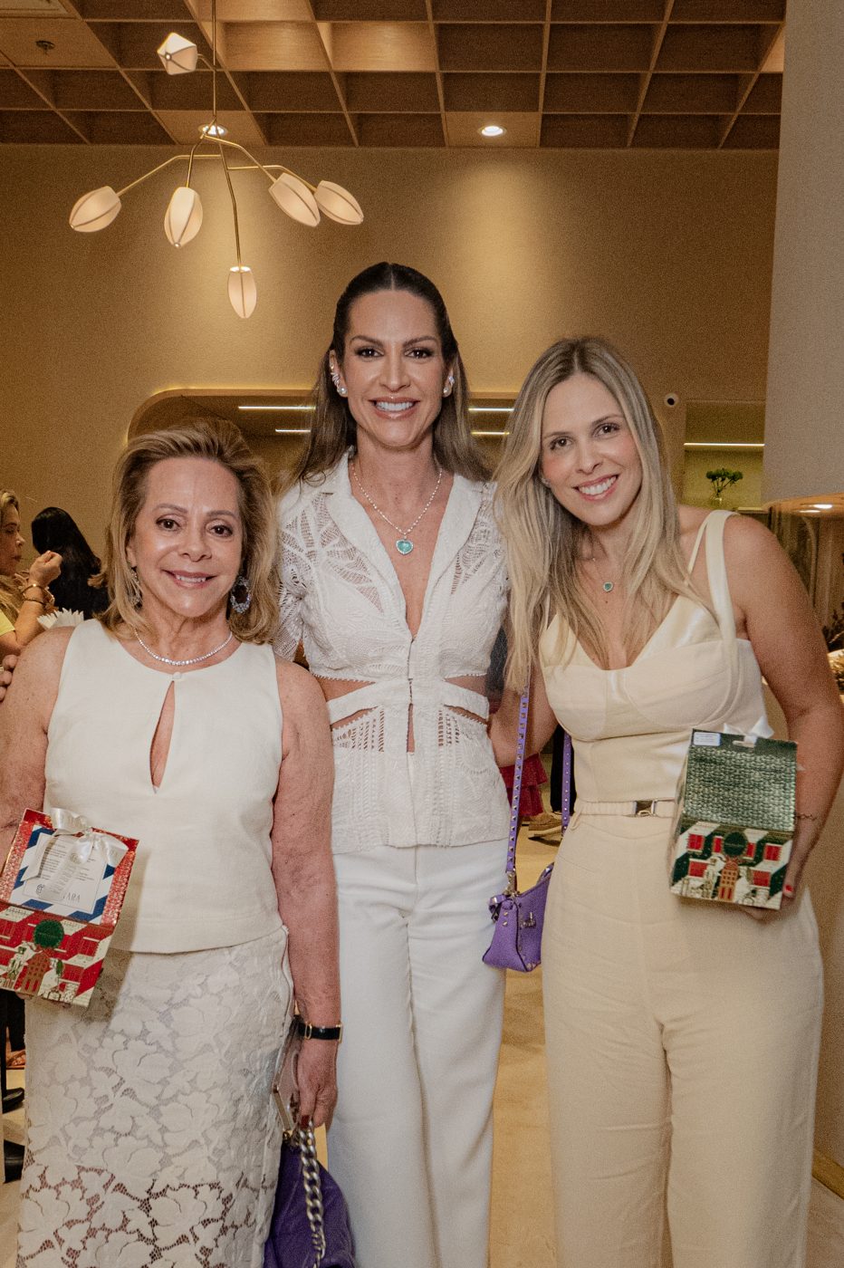 Eliane Mendonça, Carol Brasileiro e Mariana Gurgel