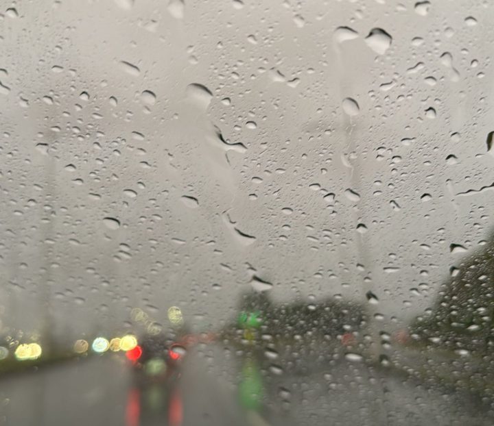Inmet emite alerta de chuvas intensas para 46 cidades baianas; veja lista