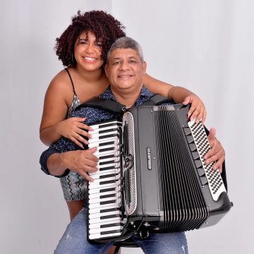 No Dia Nacional do Forró, Cicinho e Julie de Assis farão show em homenagem a Luiz Gonzaga em Salvador