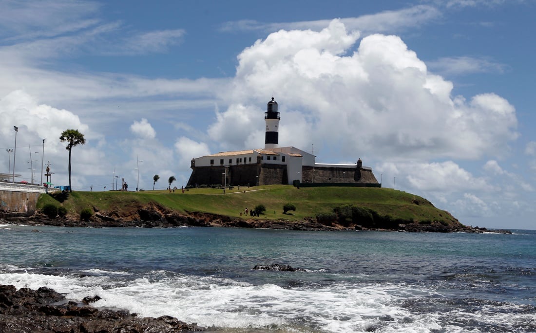 Salvador tem 19 praias impróprias para banho neste fim de semana; veja lista