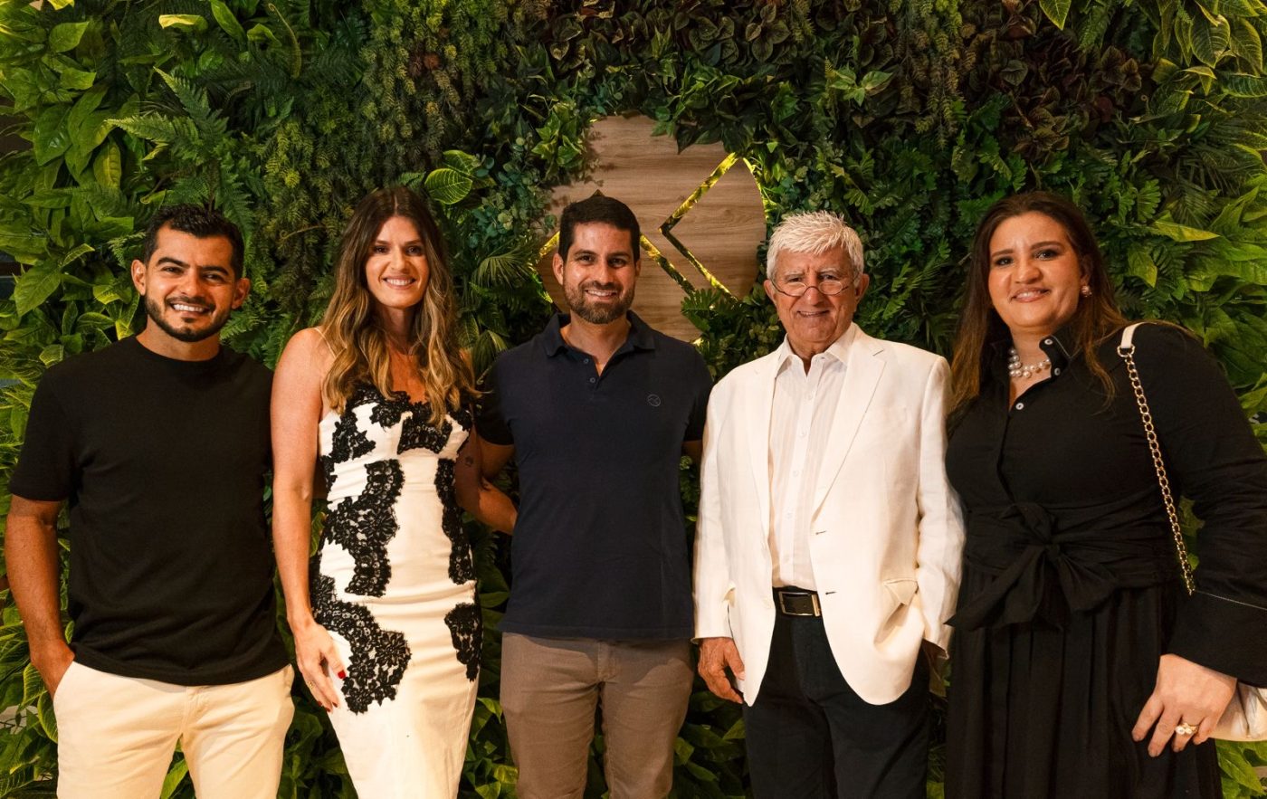 Maria Almeida, Bailon Carneiro, Valderico Reis Jr. e Thaís Paula Reis