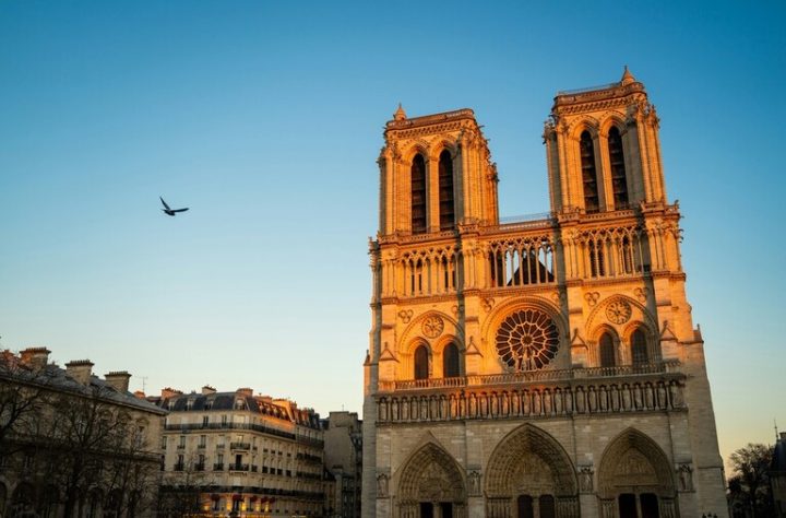 Catedral de Notre-Dame é reaberta cinco anos após grave incêndio