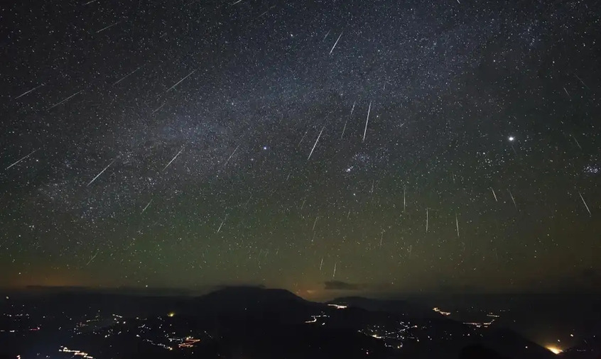 Última grande chuva de meteoros do ano ocorre na noite desta sexta-feira (13)