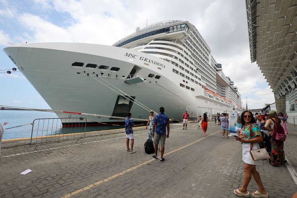 Uma cidade desembarca em Salvador: mais de 70 mil turistas são esperados no início do verão