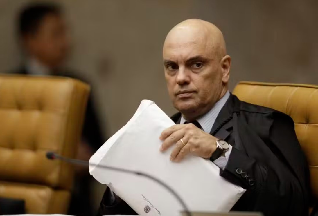 Alexandre de Moraes prorroga inquérito das fake news e ordena novos depoimentos