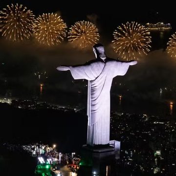 Réveillon no Rio terá treze palcos e shows de Ivete, Anitta, Caetano e Bethânia; confira programação completa