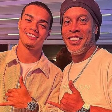 Ídolo do futebol brasileiro, Ronaldinho Gaúcho será avô aos 44 anos