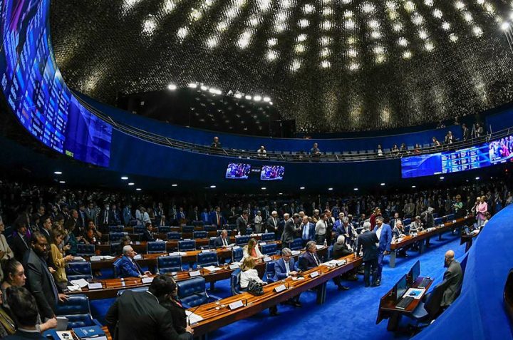 Senado aprova regulamentação da inteligência artificial; texto será discutido na Câmara