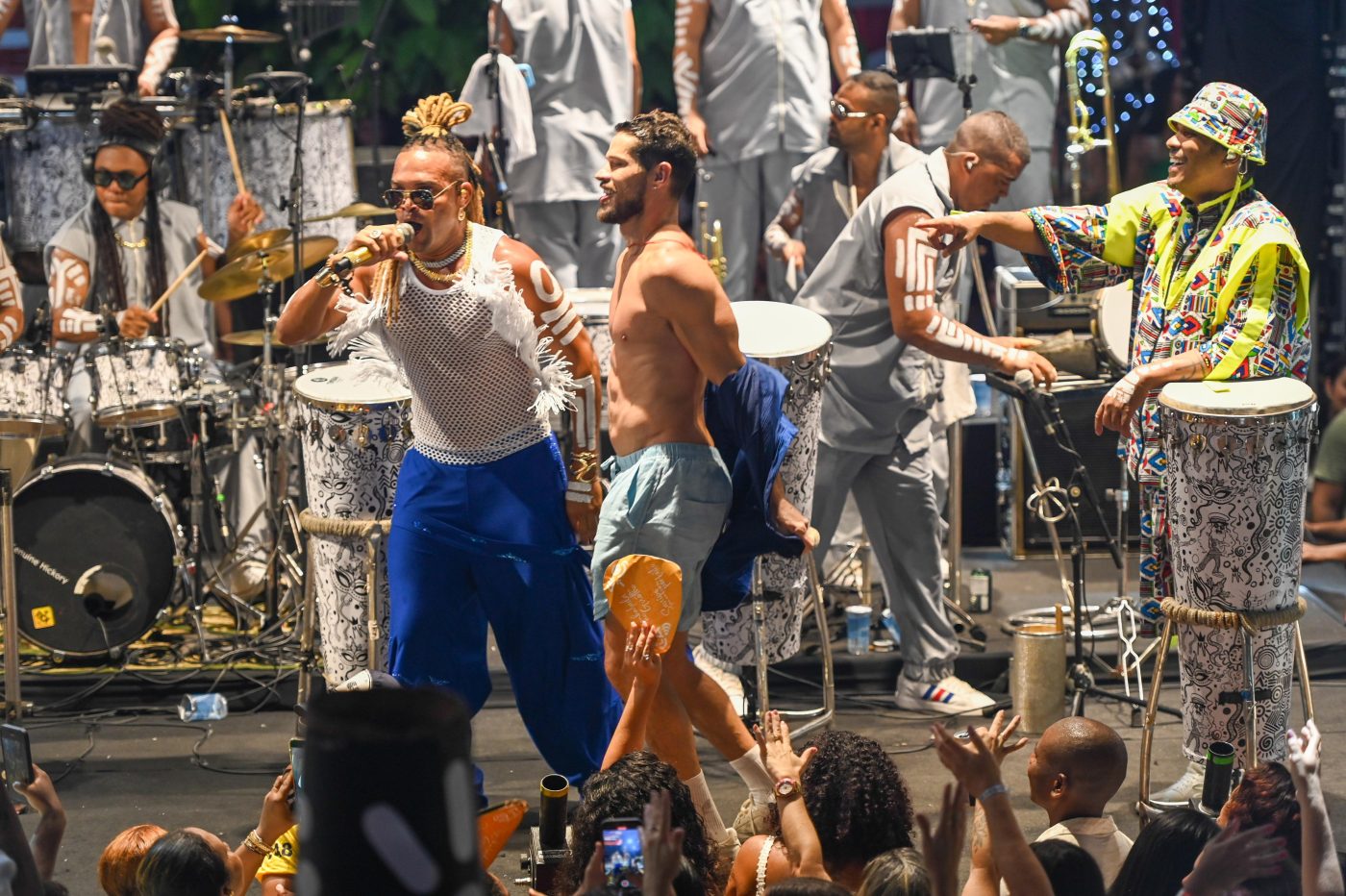 José Loreto no ensaio da Timbalada