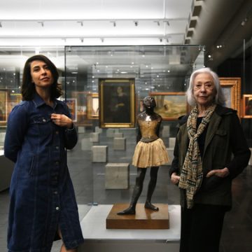 Fernanda Torres e Fernanda Montenegro interpretam Lina Bo Bardi em vídeo-instalação exibida no MASP