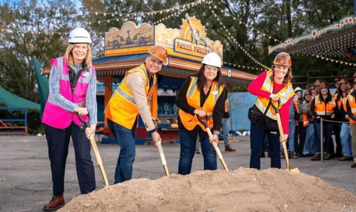 Equipe do Walt Disney Imagineering nas obras do novo espaço – Foto: Divulgação/Walt Disney World