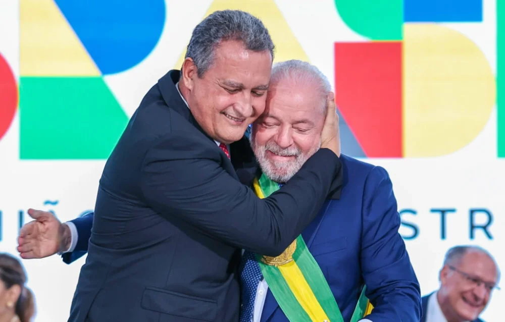 Rui Costa faz aniversário e recebe parabéns do presidente Lula; ministro completa 62 anos neste sábado (18)