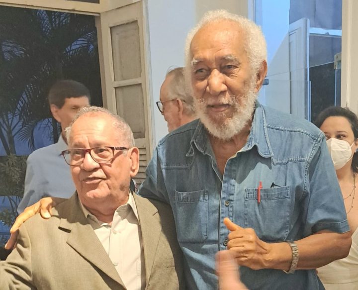 Academia de Letras da Bahia inaugura galeria em homenagem a Juarez Paraíso