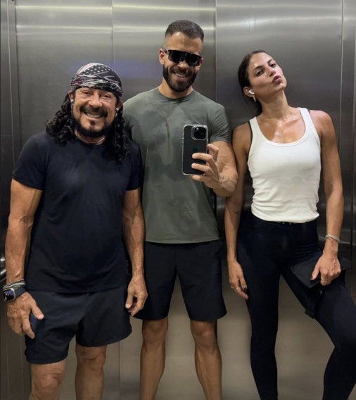 Mari Gonzalez esbanja energia em corrida ao lado de Pipo e Bell Marques: “Panturrilhas fritando”