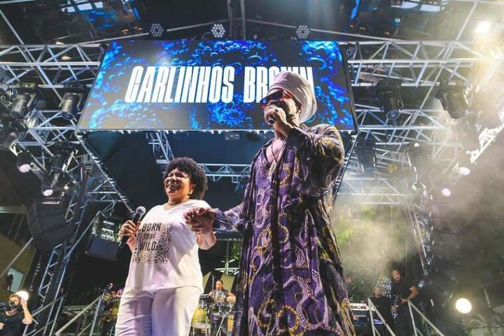 Carlinhos Brown recebe Margareth Menezes em nova edição da tradicional ‘Enxaguada de Yemanjá’