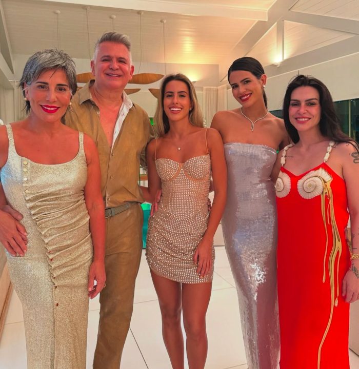 Cléo e Glória Pires passam ano novo em icônica ex-mansão de Gal Costa no Rio Vermelho; veja fotos