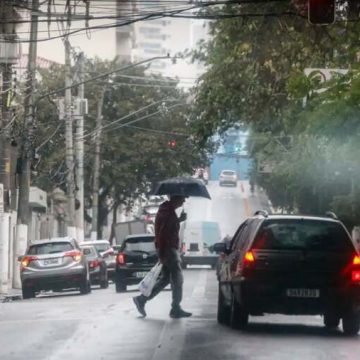 Bahia e mais 15 estados entram em alerta para chuvas intensas