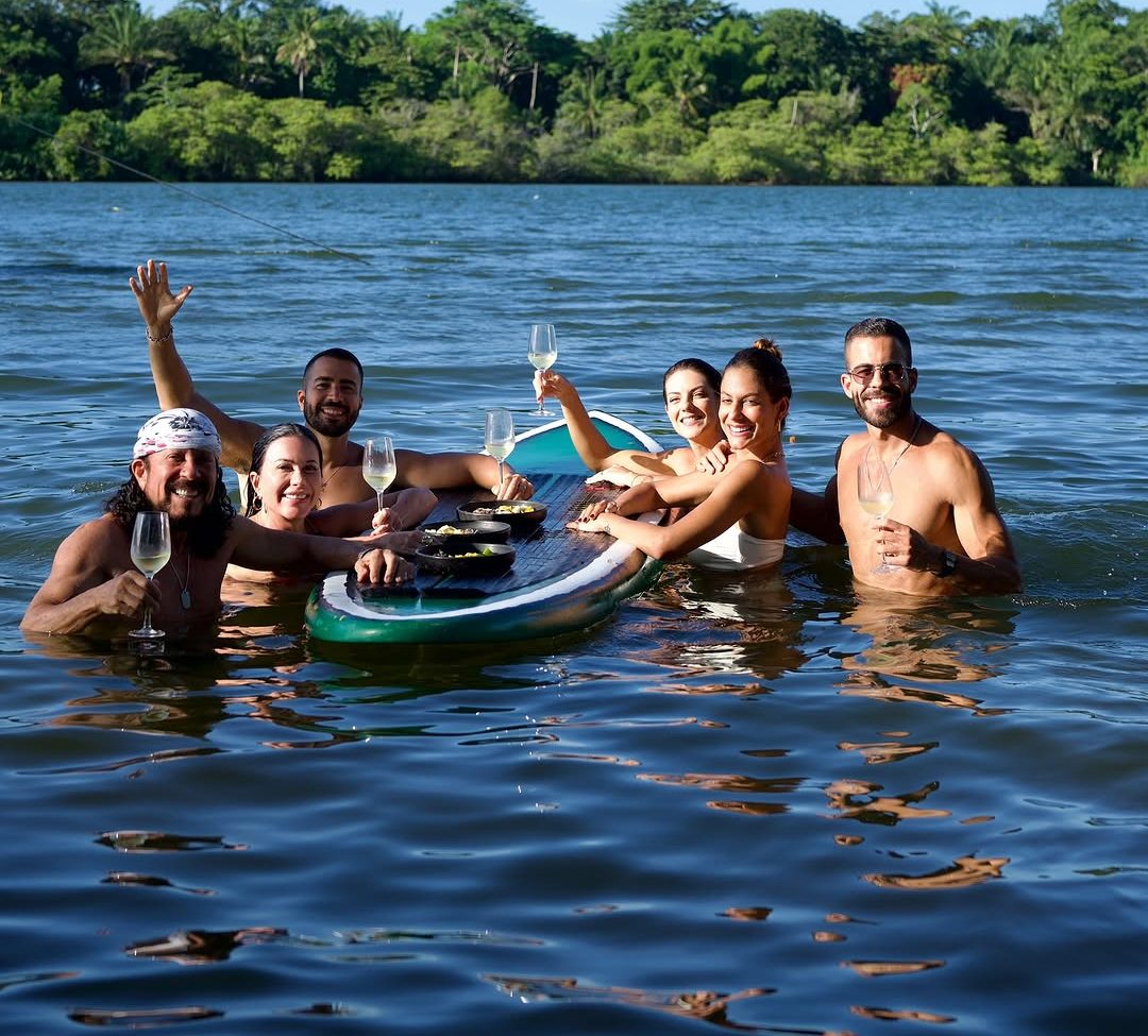 Mari Gonzalez abre álbum especial de férias com Pipo, Ana e Bell Marques