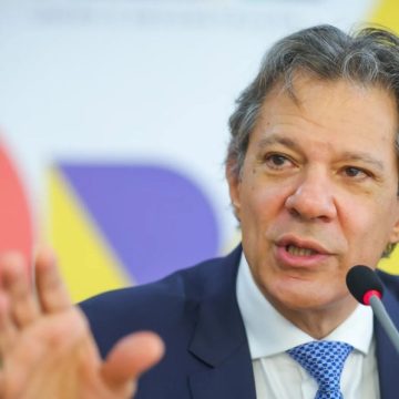 Haddad afirma que Governo vai tomar providências criminais contra fake news do Pix