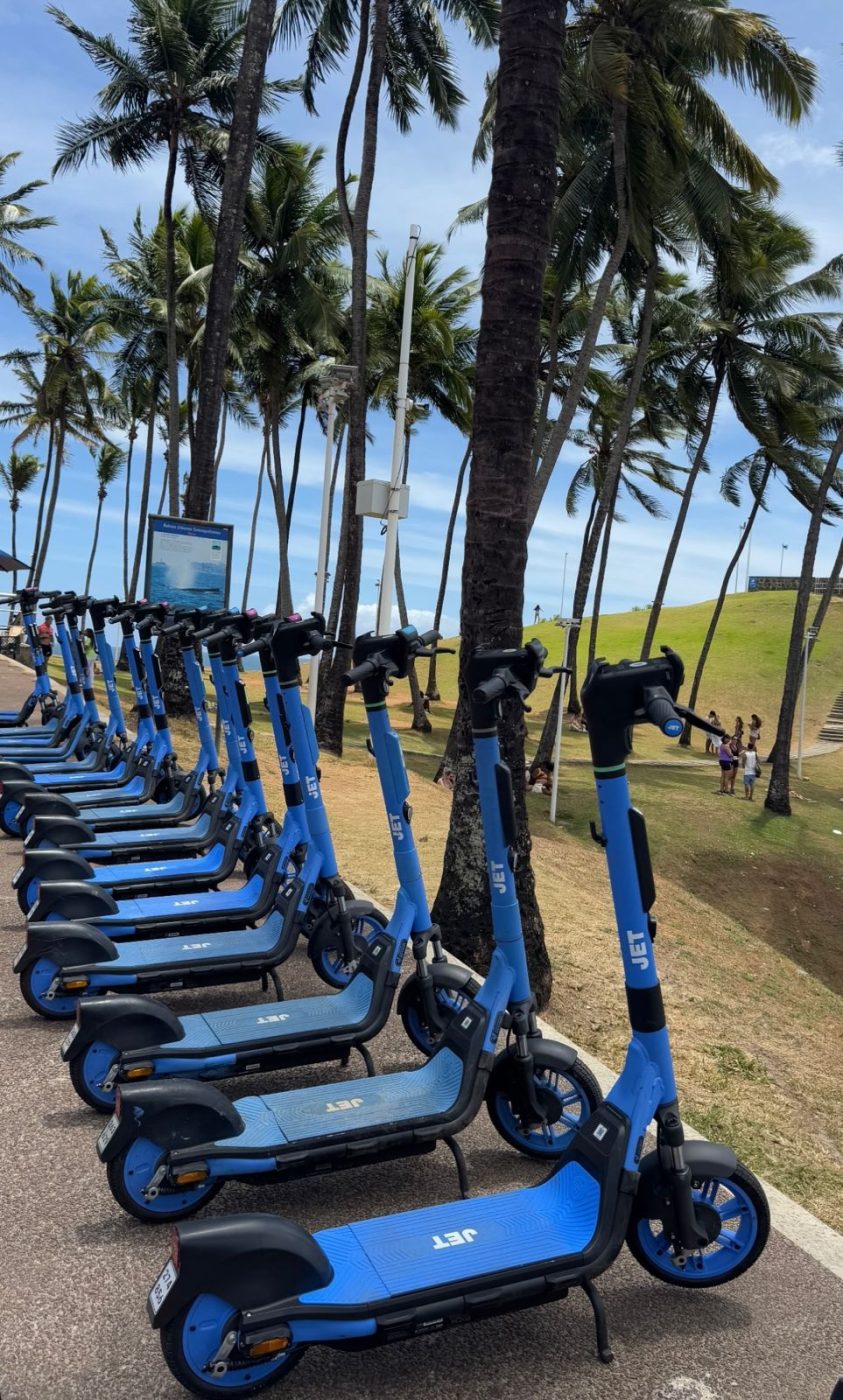 Serviço de aluguel de patinetes elétricos da Jet Brasil passa a ser oferecido em Salvador